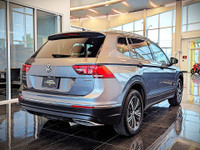 Comes equipped with: Power Trunk, Power Mirrors, Remote Ignition, Shark fin antenna, Halogen Headlam... (image 4)