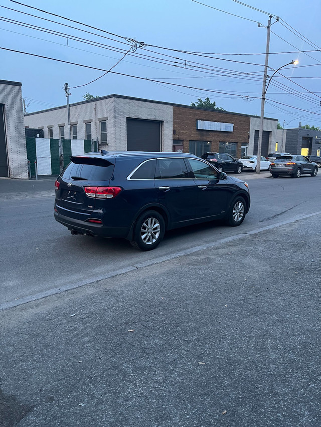 2017 Kia Sorento dans Autos et camions  à Ville de Montréal - Image 4