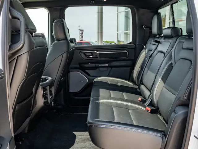 2025 Ram 1500 Sport dans Autos et camions dans Barrie - Image 15