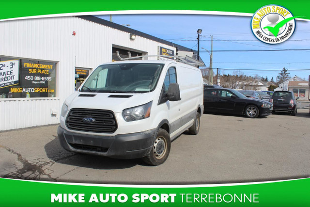 2017 Ford Transit T-250 toit bas, porte coulissante côté passage in Cars & Trucks in Laval / North Shore