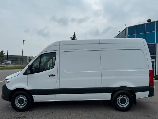 2019 Mercedes-Benz Sprinter Cargo Van 2500- CARGO dans Autos et camions dans Région d’Oakville/Halton - Image 7