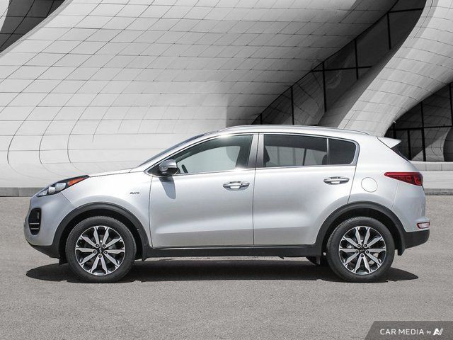 2018 Kia Sportage EX in Cars & Trucks in London - Image 2