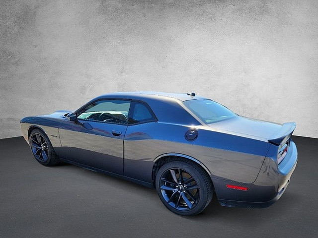 2022 Dodge Challenger R/T in Cars & Trucks in Bedford - Image 2