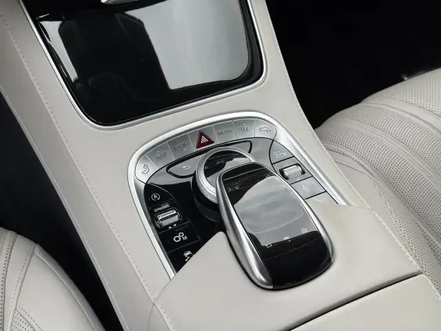 2019 Mercedes-Benz S-Class AMG S 63 **CLEAN CARFAX** in Cars & Trucks in Hamilton - Image 28