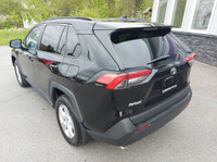 All Wheel Drive Heated Seats Heated Steering Wheel Apple Carplay Android Auto Power Liftgate Adaptiv... (image 2)