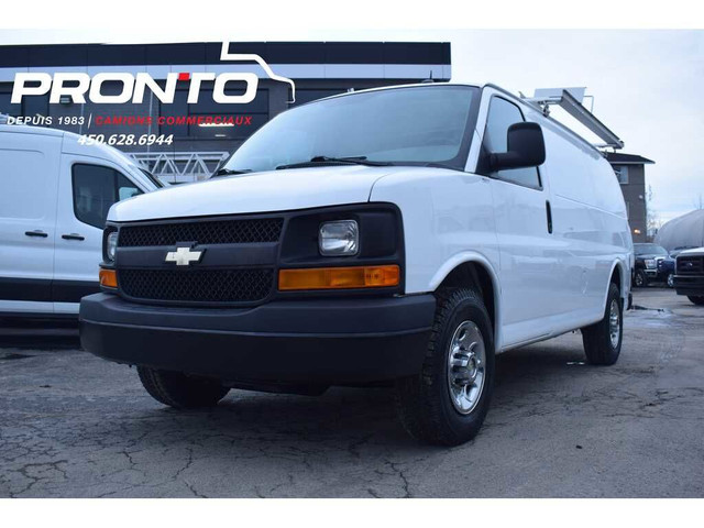  2014 Chevrolet Express 3500 ** 4.8L V8 ** FULL RACK ** Voir Int dans Autos et camions  à Laval/Rive Nord - Image 4