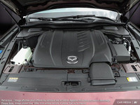Le Mazda CX-90 MHEV GT-P 2024 est un VUS intermédiaire à hybridation légère qui allie performance, l... (image 7)