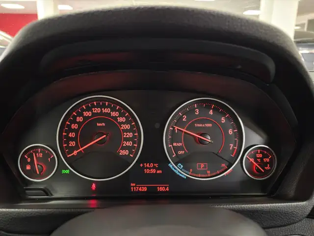 2014 BMW 4 Series Cpe 428i xDrive AWD in Cars & Trucks in Calgary - Image 19