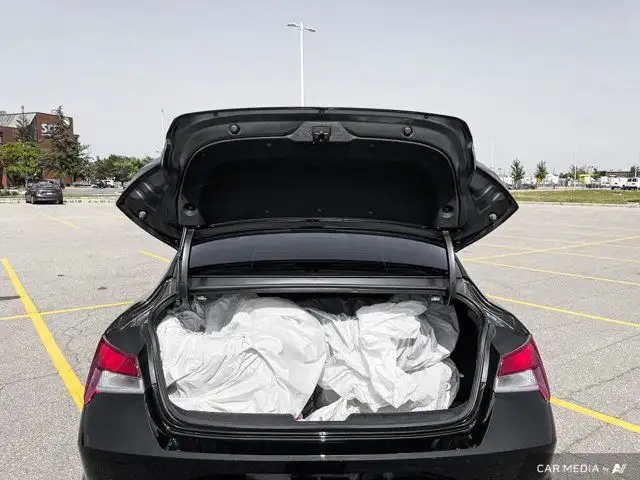 2022 Hyundai Elantra Preferred dans Autos et camions dans Région de Mississauga/Peel - Image 20