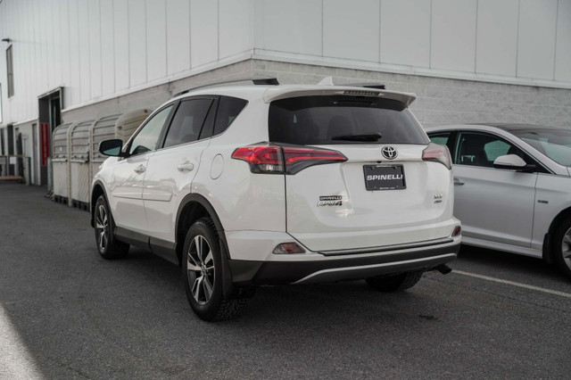 2018 Toyota RAV4 XLE SPÉCIAL AVRIL!!!  AWD ! BAS KM ! SPINELLI C in Cars & Trucks in City of Montréal - Image 4