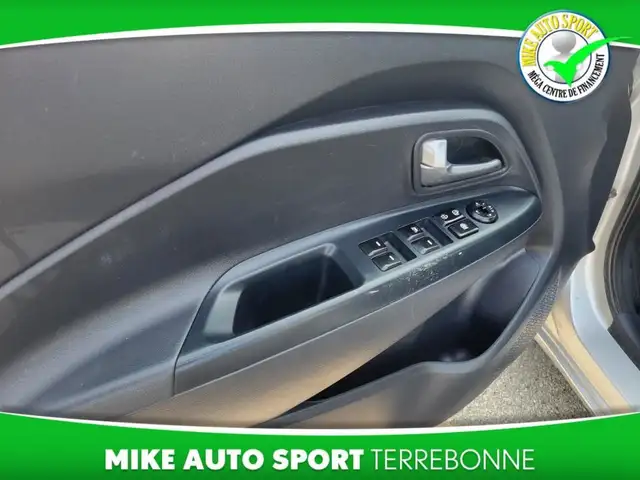 KIA RIO Hayon 5 portes, boîte automatique EX 2016!! in Cars & Trucks in Laval / North Shore - Image 13