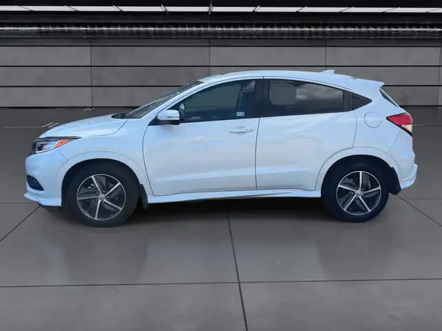 2019 Honda HR-V Touring l One Owner l Clean CarFax l Local Vehic in Cars & Trucks in Calgary - Image 6