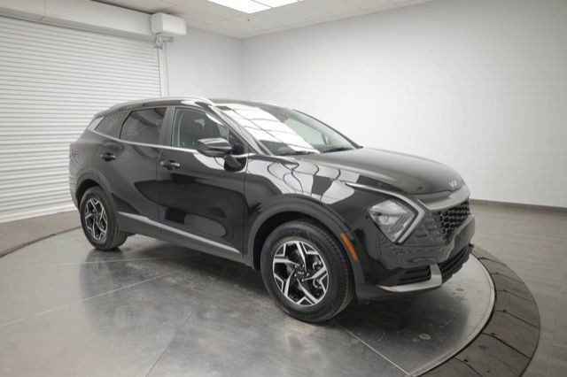 2023 Kia Sportage LX in Cars & Trucks in Calgary