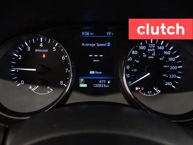 2019 Nissan Rogue S w/ Apple CarPlay & Android Auto, Rearview Ca dans Autos et camions dans Ottawa - Image 27