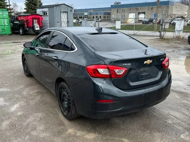 2018 CHEVROLET CRUZE PREMIER AUTO | SUPER CLEAN | LEATHER in Cars & Trucks in Barrie - Image 6