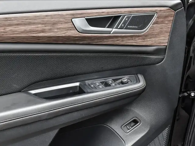 2024 Volkswagen Atlas 2.0 TSI Execline One Owner, No Accident... in Cars & Trucks in Oakville / Halton Region - Image 19
