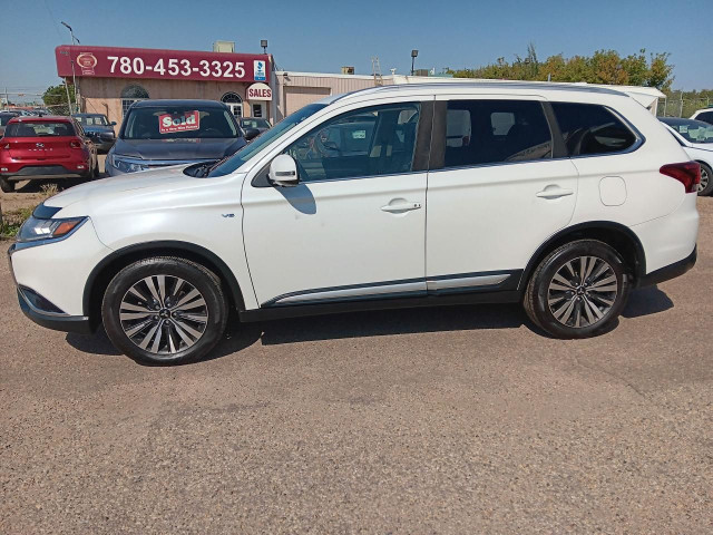 2019 Mitsubishi Outlander GT 7 Pass AWD Leather, Sunroof, BU Cam in Cars & Trucks in Edmonton - Image 4