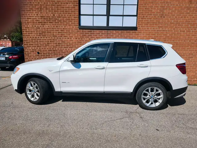 2013 BMW X3 AWD 4dr 28i, Navigation dans Autos et camions dans Région d’Oakville/Halton - Image 3