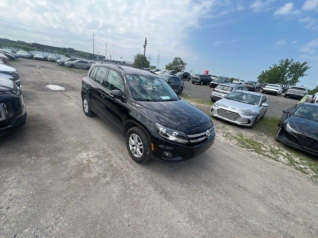 2017 Volkswagen Tiguan TRENDLINE in Cars & Trucks in City of Montréal - Image 3
