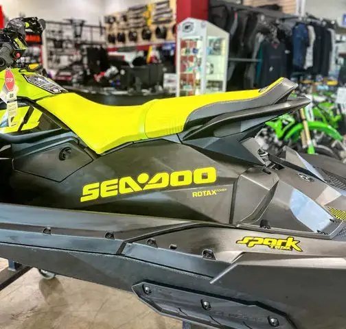 2023 SEA-DOO SPARK TRIXX-BLACK! in Personal Watercraft in Winnipeg - Image 9