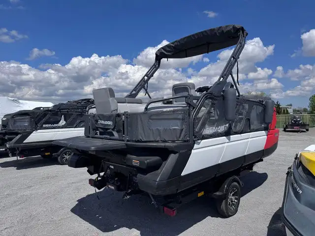 2023 Sea-Doo Switch Cruise 18' - 230HP in Sport Touring in Norfolk County - Image 5