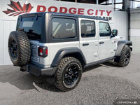 This Jeep Wrangler boasts a Intercooled Turbo Premium Unleaded I-4 2.0 L/122 engine powering this Au... (image 5)