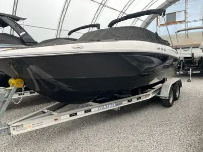 DOWN TO $69,900 2024 Monterey M-20IN STOCKSki pylonSeadeck cockpitBimini topBow&cockpit coversSeadec...