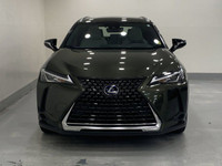 Check out this vehicle's pictures, features, options and specs, and let us know if you have any ques... (image 3)
