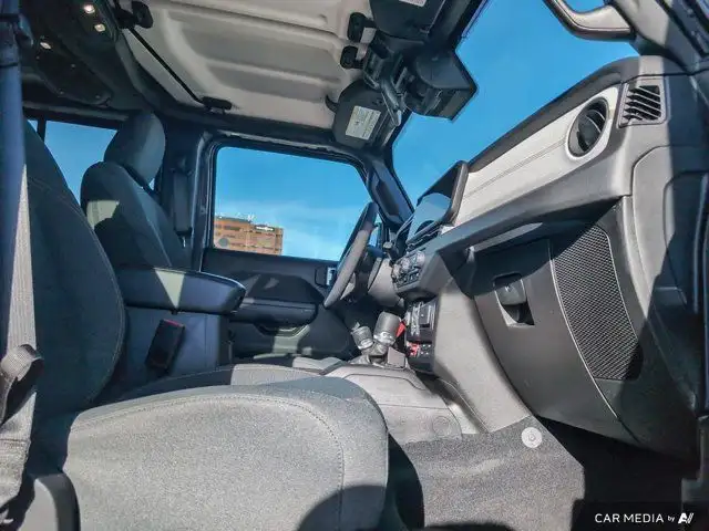 2024 Jeep Wrangler 4xe Willys in Cars & Trucks in Calgary - Image 27