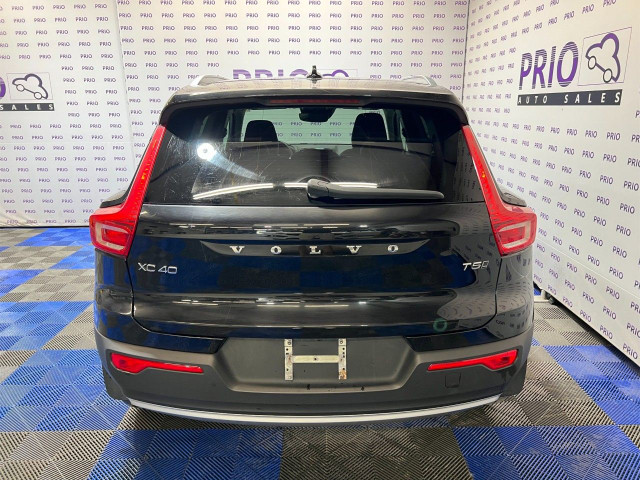 2022 Volvo XC40 in Cars & Trucks in Ottawa - Image 4