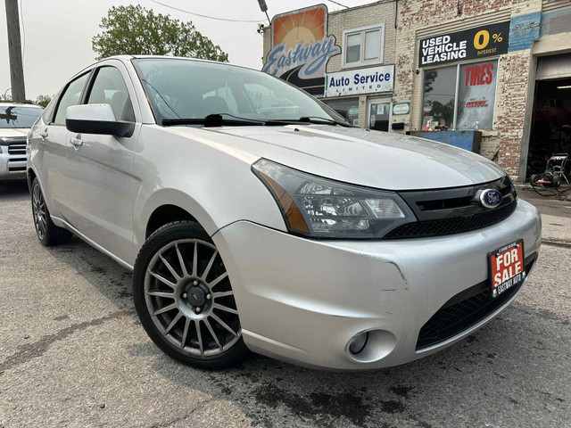 2011 Ford Focus SES in Cars & Trucks in St. Catharines - Image 2