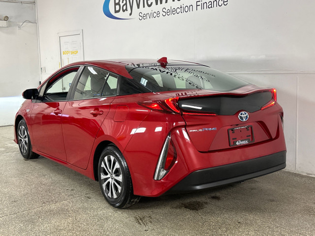 2022 Toyota Prius Prime Upgrade HYBRID- BIG SCREEN! NAVI,PRE... in Cars & Trucks in Belleville - Image 3