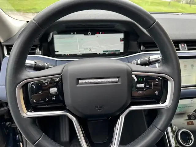 2021 Land Rover Range Rover Evoque P250 1 Owner Clean Carfax Pan in Cars & Trucks in Mississauga / Peel Region - Image 21