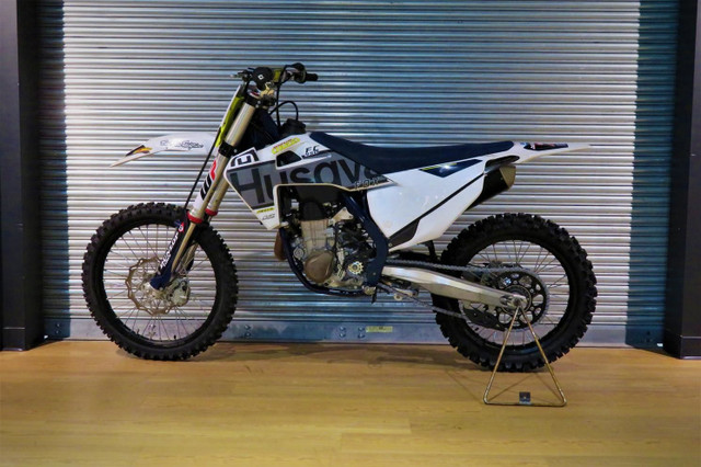 2022 Husqvarna FC450 in Dirt Bikes & Motocross in Shawinigan - Image 2