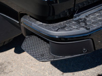 2025 GMC Canyon Denali 4x4 Luxury Meets Legendary Capability Experience the perfect blend of rugged... (image 9)