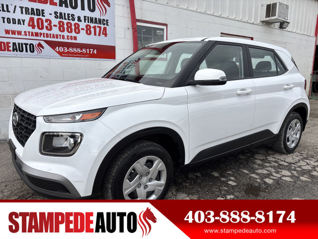 2022 Hyundai Venue Essential IVT | FUEL EFFICIENT | 1.6L in Cars & Trucks in Calgary