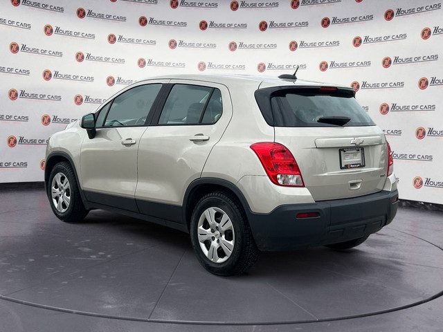 2015 Chevrolet Trax LS / Bluetooth in Cars & Trucks in Calgary - Image 4