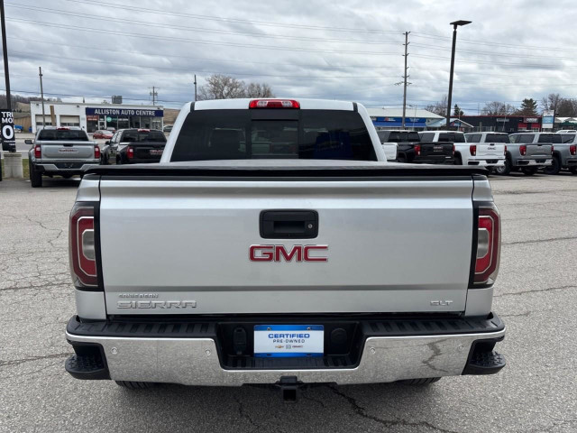 2017 GMC Sierra 1500 SLT LEATHER BUCKETS // HEATED AND COOLED... in Cars & Trucks in Barrie - Image 4