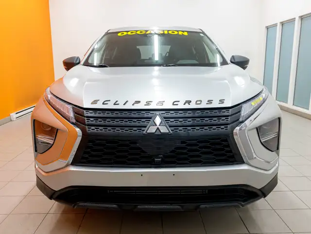 2022 Mitsubishi ECLIPSE CROSS ES 4X4 *SIEGES CHAUFF* CARPLAY BLU in Cars & Trucks in Laurentides - Image 5