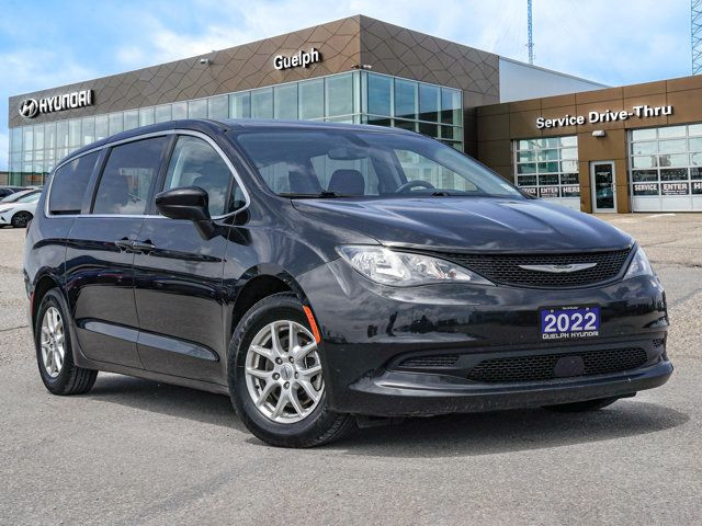 2022 Chrysler Grand Caravan SXT | Heated Steering Wheel in Cars & Trucks in Guelph