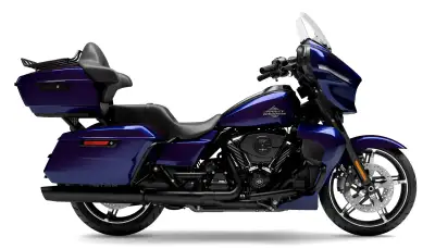 The Street Glide Ultra is made for two-up touring, with a powerful V-twin engine, spacious storage,...