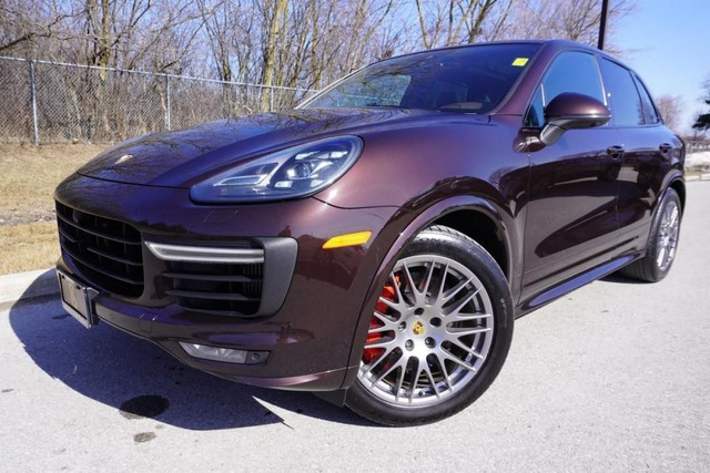 2016 Porsche Cayenne 1 OWNER /STUNNING COMBO /DEALR SERVICED/ C in Cars & Trucks in Mississauga / Peel Region - Image 2