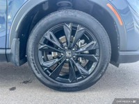 AMVIC-licensed business 2023 Honda CR-V Hybrid – Efficient Power, Advanced Safety, Spacious Comfort... (image 5)