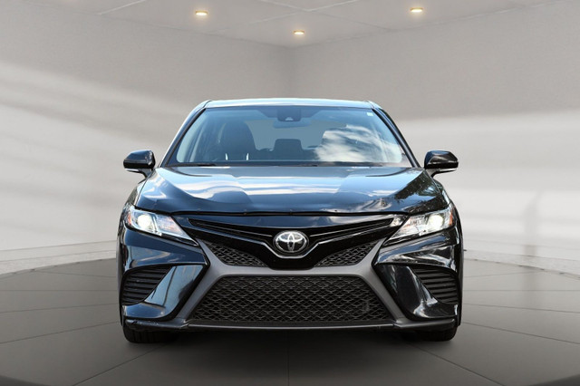 2020 Toyota Camry SE + SIEGES CHAUFFANT + CAMERA DE RECUL SE FWD dans Autos et camions  à Longueuil/Rive Sud - Image 2