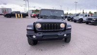 Four Wheel Drive. Cloth Interior. 12.3 Inch Touchscreen. Bluetooth. Apple CarPlay/Android Auto. Remo... (image 3)
