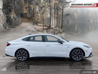 Engine: Turbo Gas 4cyl 2.5 L L/100Km City: 10.1 L/100Km Hwy: 7.2 Safety Equipment Electronic Stabili... (image 5)