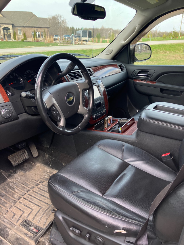 2013 Chevrolet Avalanche LTZ in Cars & Trucks in Markham / York Region - Image 4