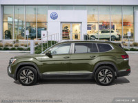 This Volkswagen Atlas boasts a Intercooled Turbo Regular Unleaded I-4 2.0 L/121 engine powering this... (image 3)
