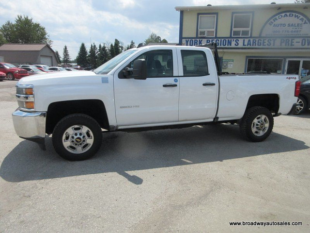2016 Chevrolet Silverado 2500 3/4 TON LS-EDITION 6 PASSENGER 6.0 in Cars & Trucks in Markham / York Region - Image 4