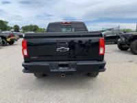 Looking for a powerful and luxurious pickup truck that can handle anything the Canadian landscape th... (image 3)